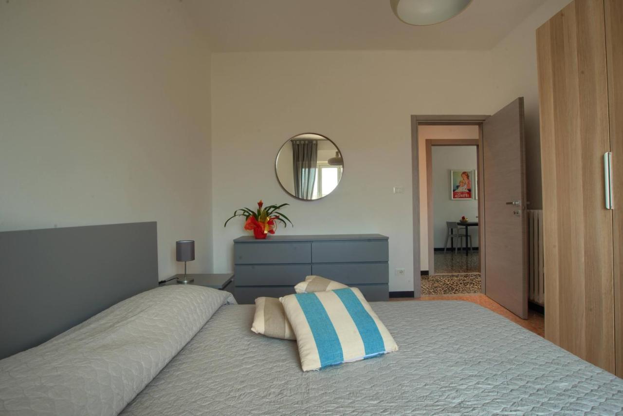 Appartamento Di Fronte Alla Pista Ciclabile Con 2 Camere Da Letto E Wifi 임페리아 외부 사진