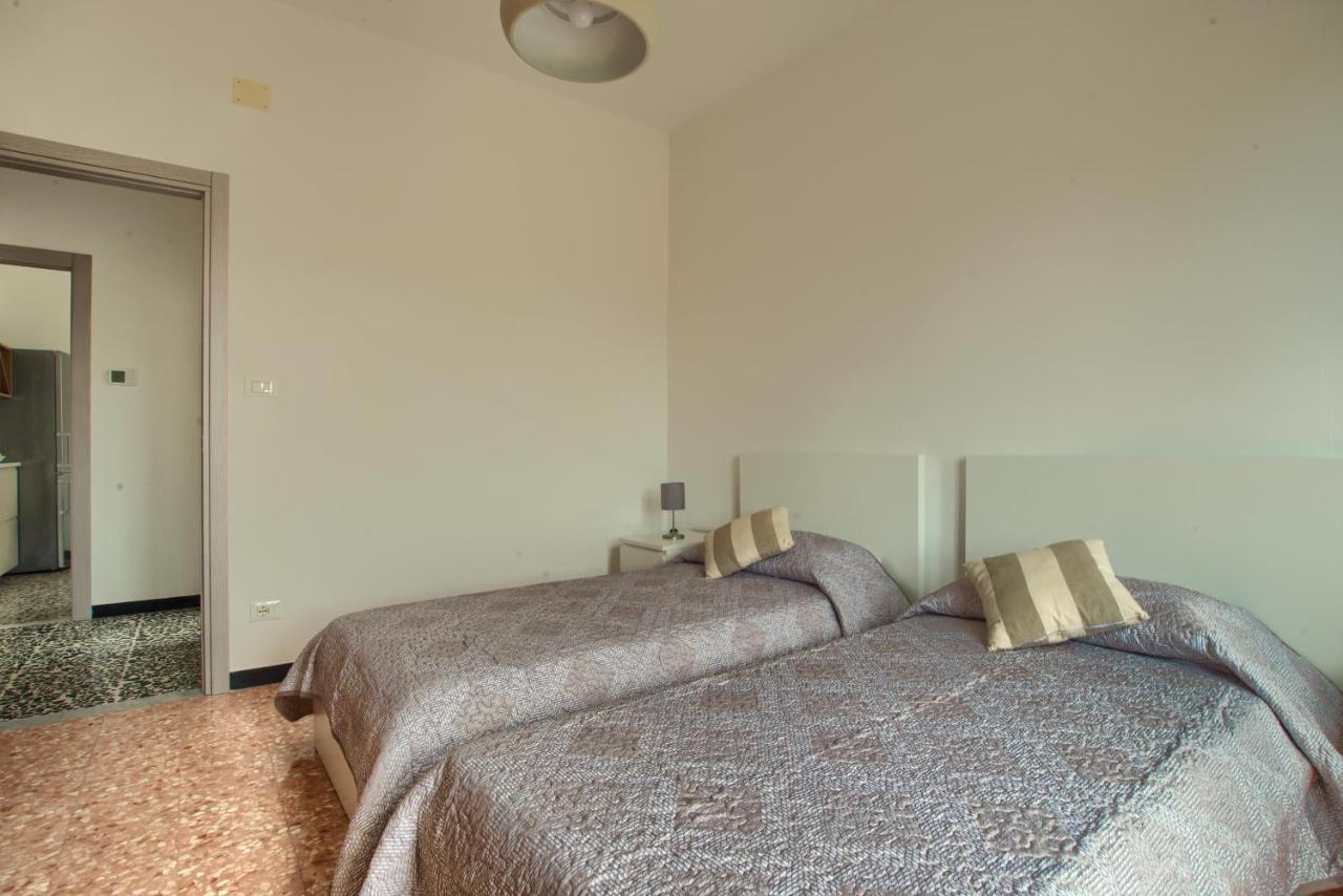 Appartamento Di Fronte Alla Pista Ciclabile Con 2 Camere Da Letto E Wifi 임페리아 외부 사진